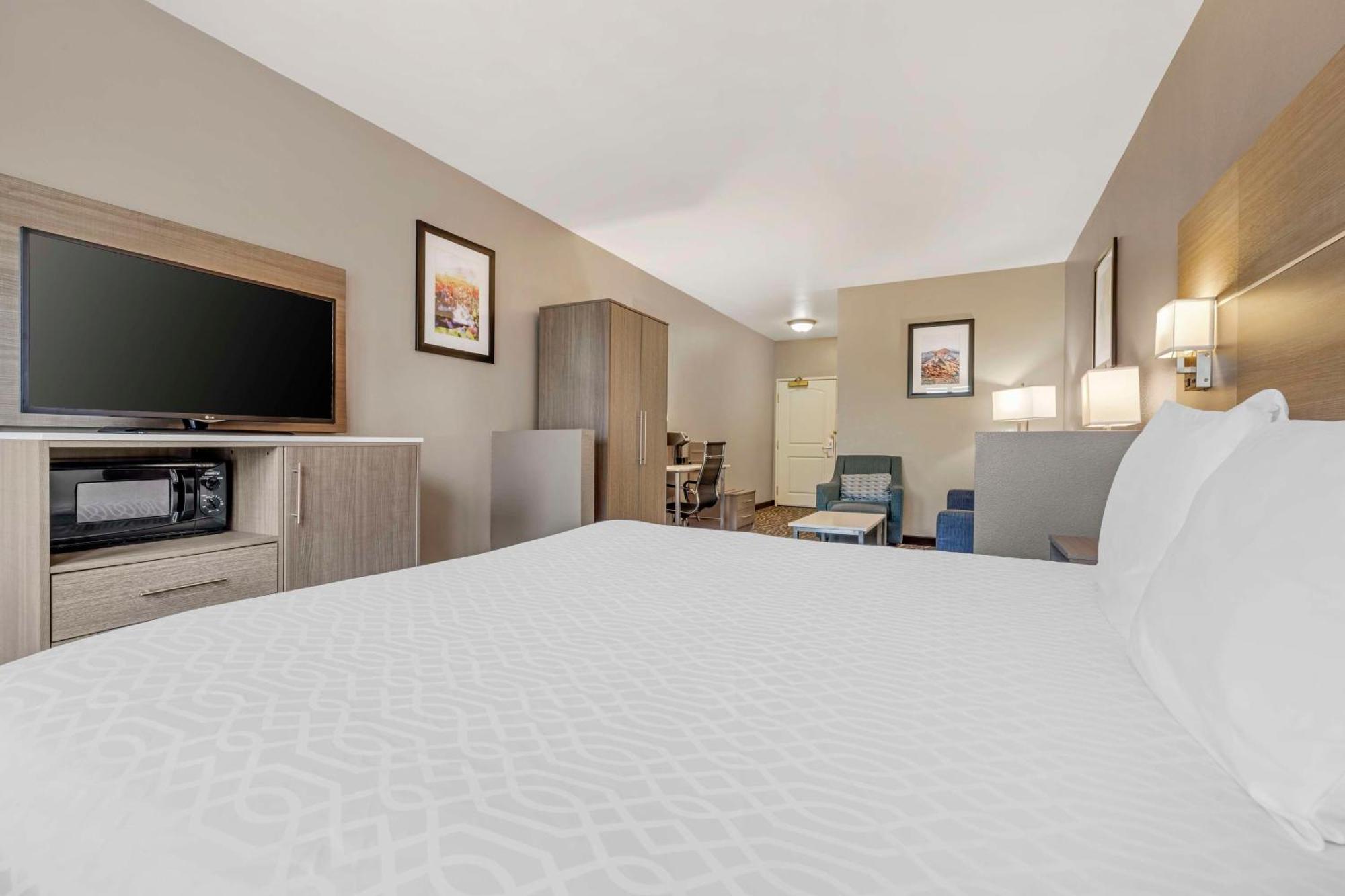 Best Western Plus Lake Elsinore Inn&Suites Exterior foto