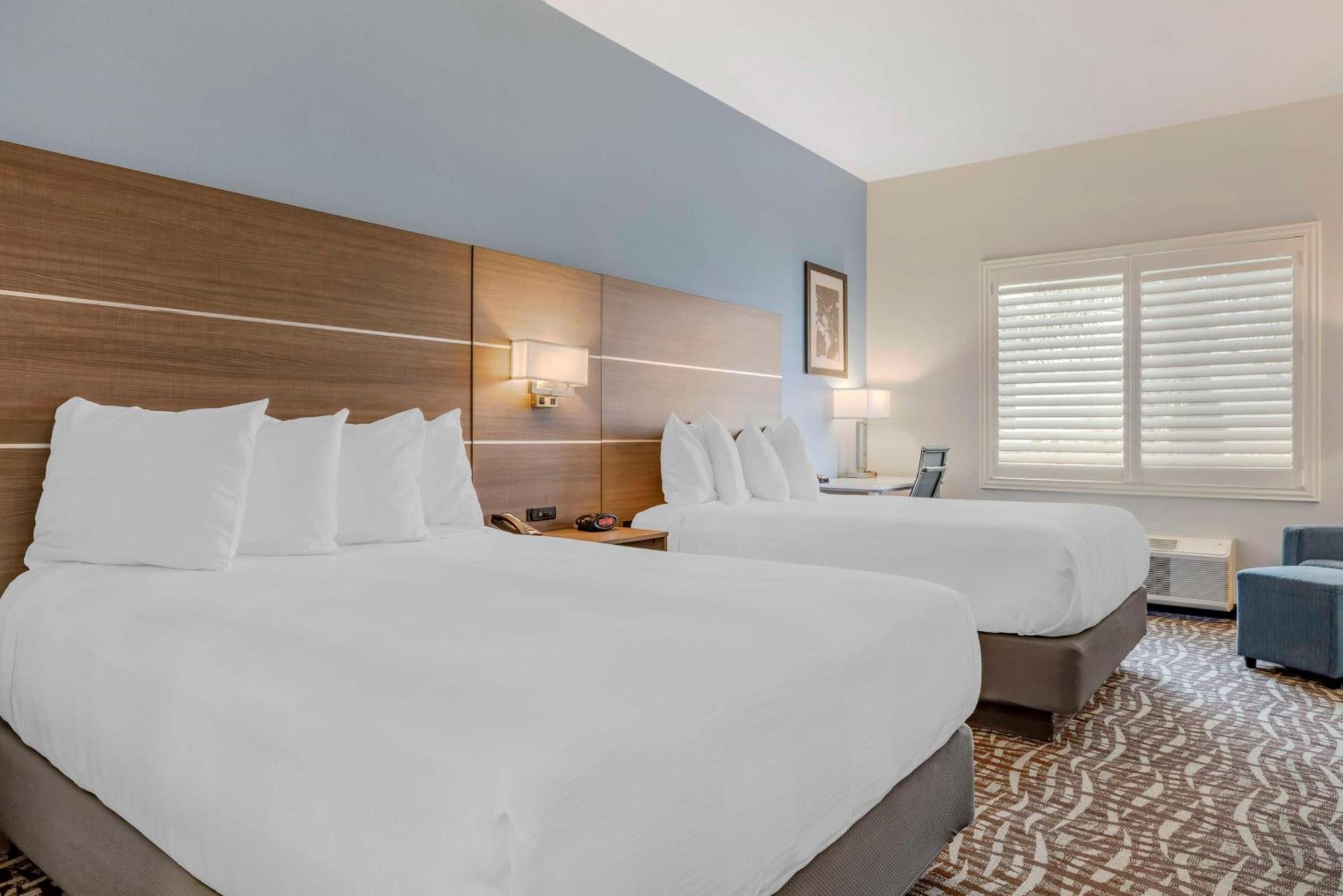 Best Western Plus Lake Elsinore Inn&Suites Exterior foto