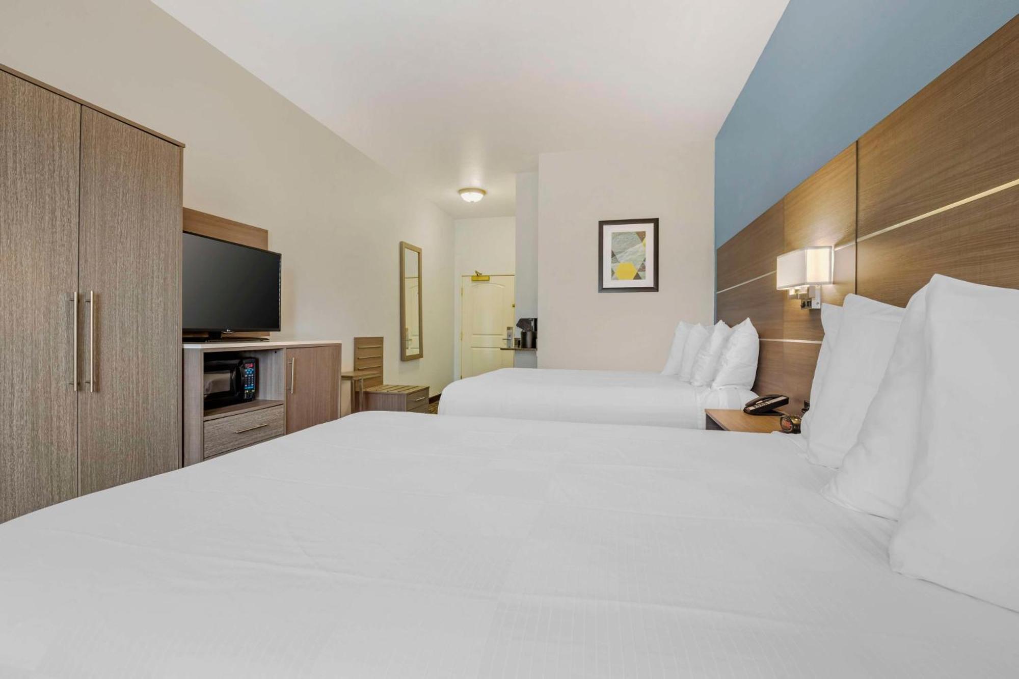 Best Western Plus Lake Elsinore Inn&Suites Exterior foto