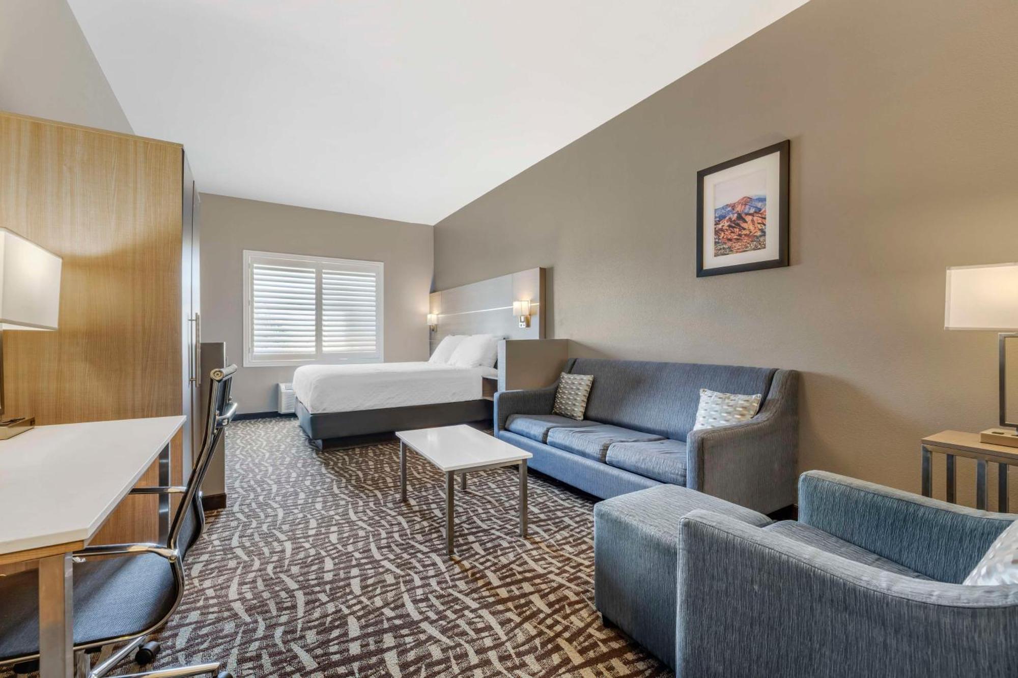 Best Western Plus Lake Elsinore Inn&Suites Exterior foto