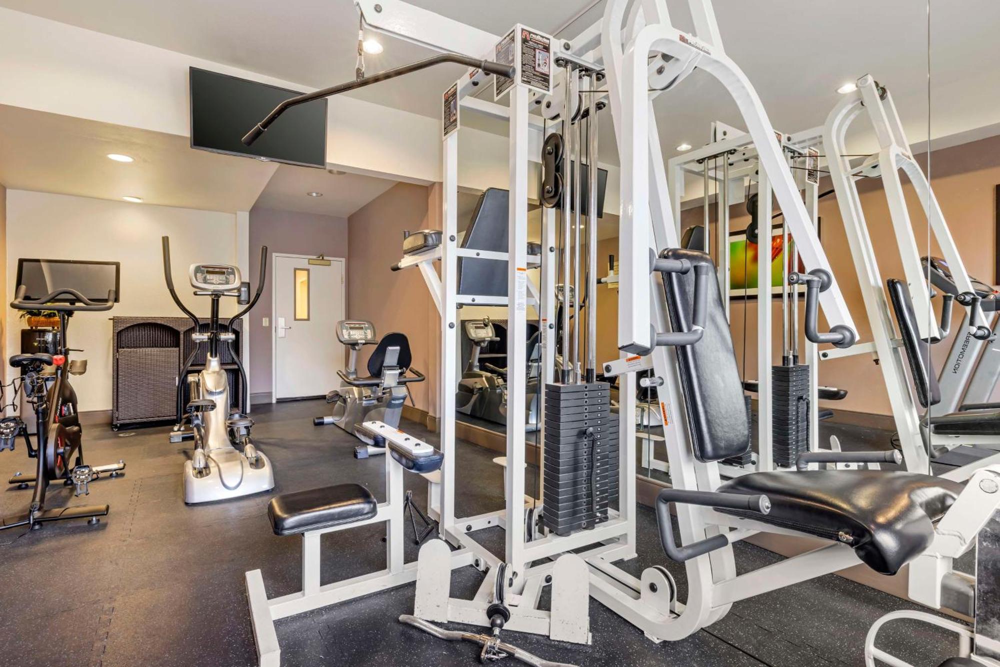 Best Western Plus Lake Elsinore Inn&Suites Exterior foto