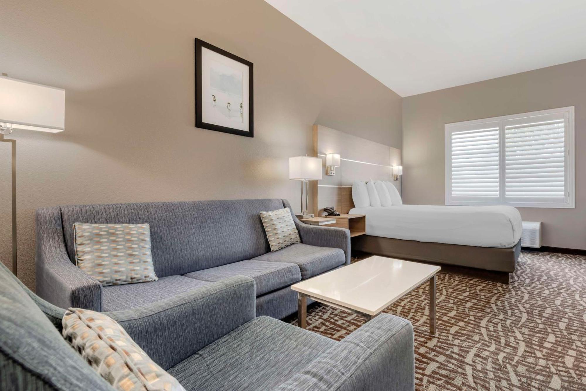 Best Western Plus Lake Elsinore Inn&Suites Exterior foto