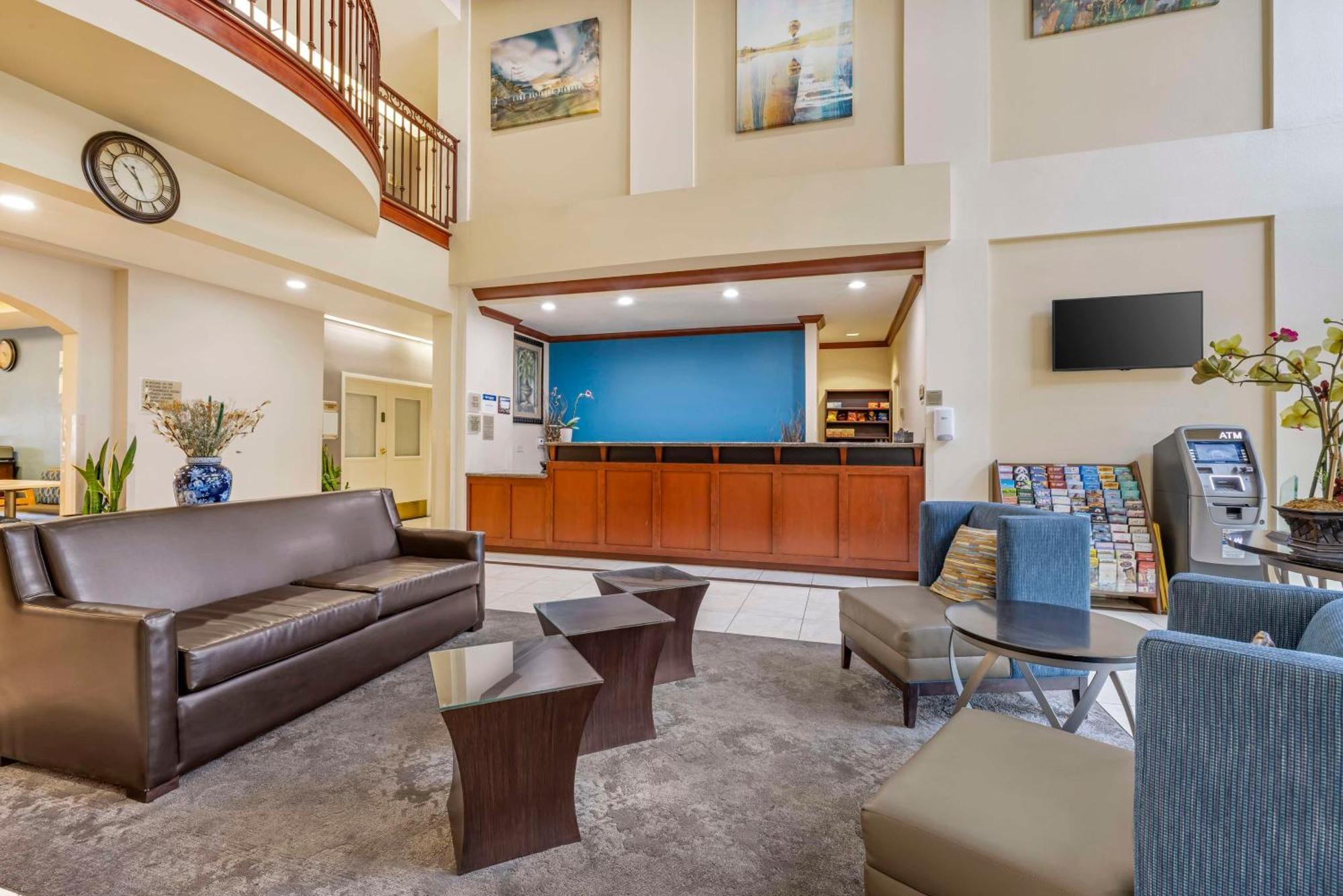 Best Western Plus Lake Elsinore Inn&Suites Exterior foto